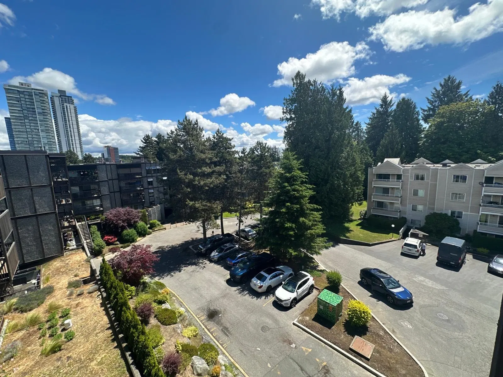 Photo 2 of 24 at #401 – 9682 134 Street