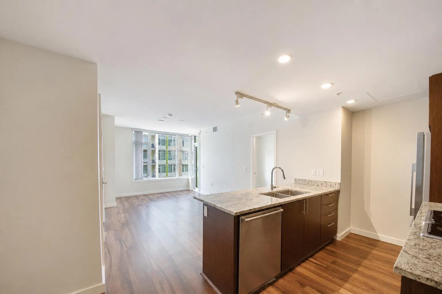 Photo 2 of 24 at #812 – 8688 Hazelbridge Way