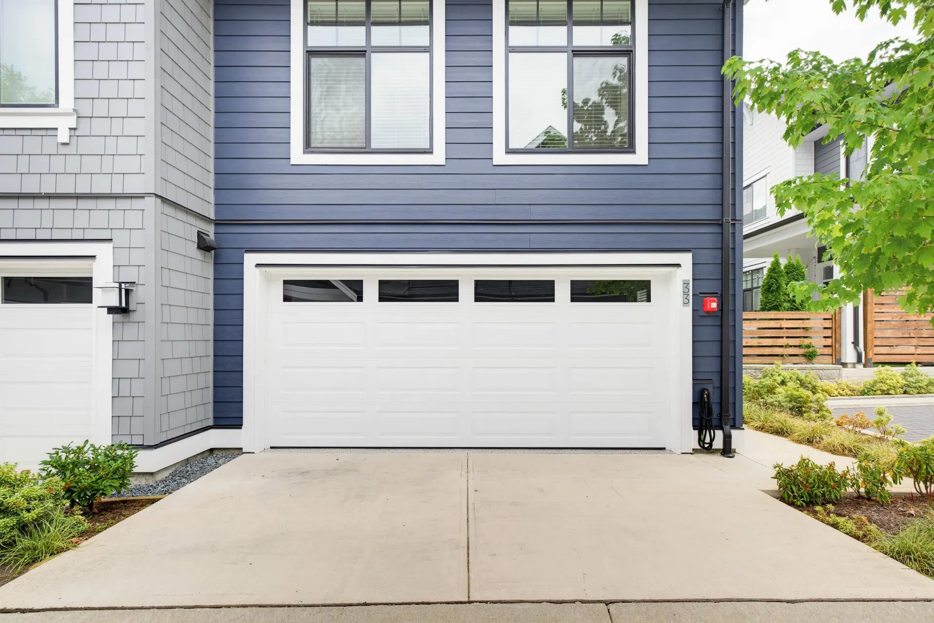 Photo 3 of 40 at #33 – 7640 197 Street