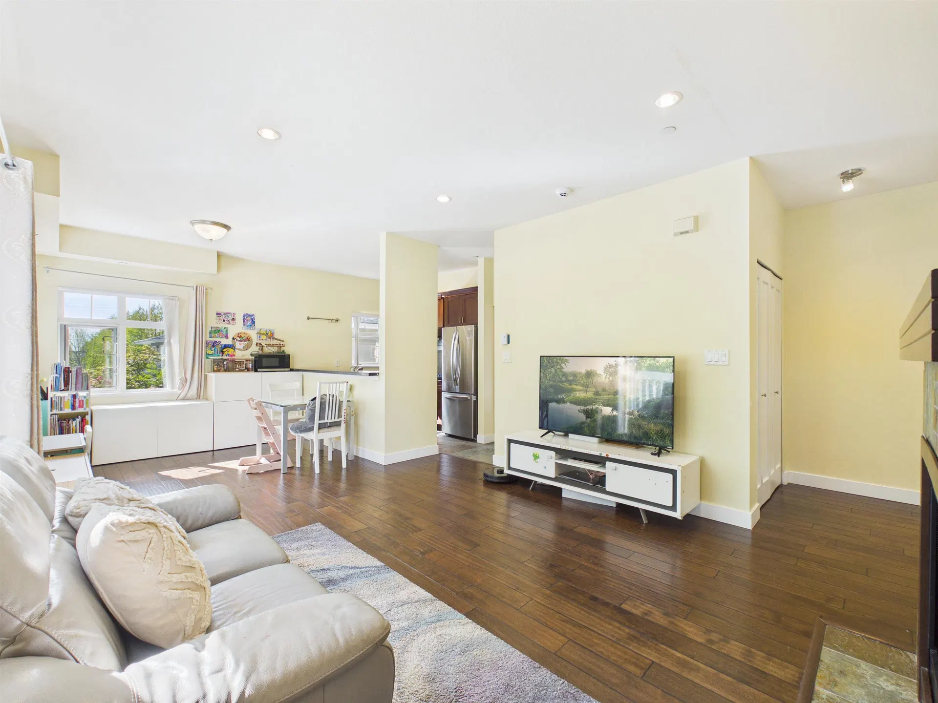 Photo 2 of 13 at #141 – 7388 Macpherson Avenue