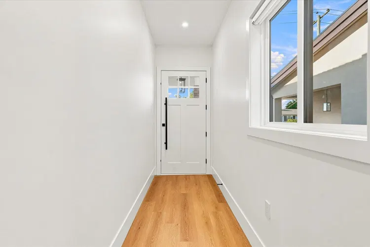 Photo 3 of 37 at 11768 92 Avenue