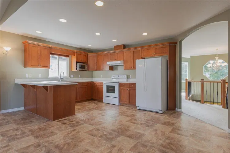Photo 4 of 12 at 23661 114a Avenue
