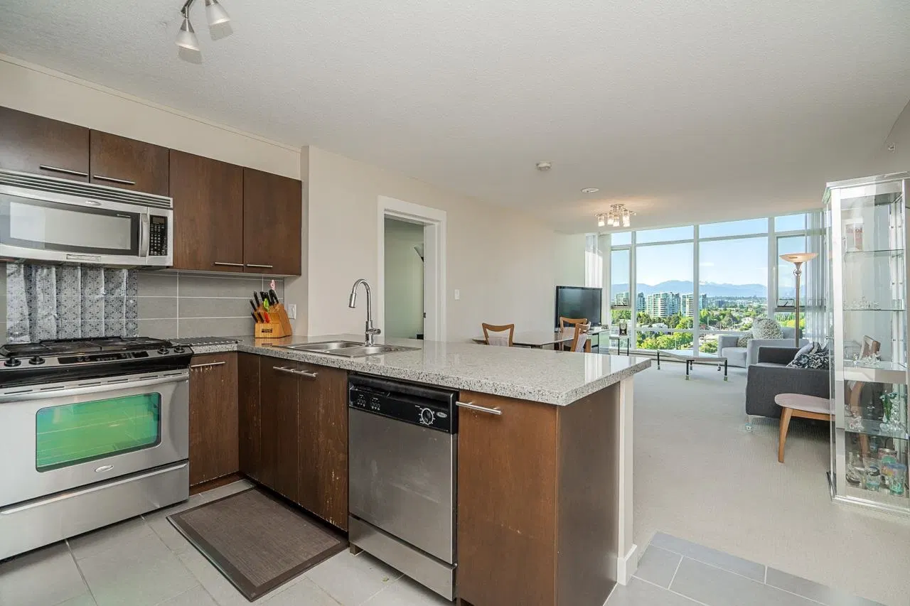 Photo 3 of 37 at #1201 – 9171 Ferndale Road