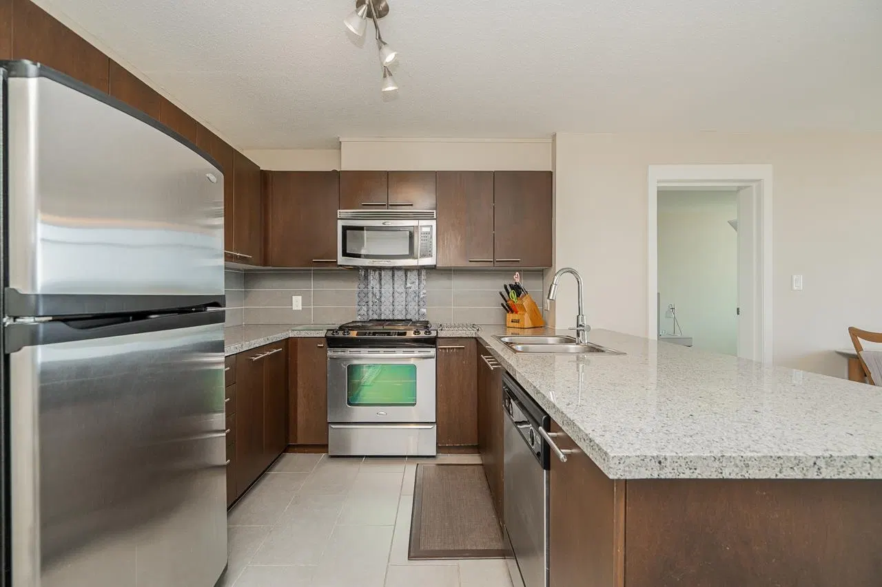 Photo 4 of 37 at #1201 – 9171 Ferndale Road