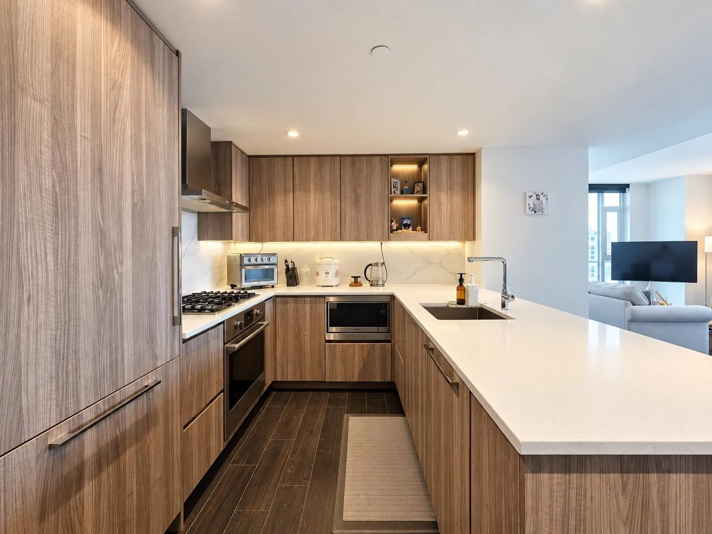 Photo 5 of 37 at #3902 – 9887 Whalley Boulevard