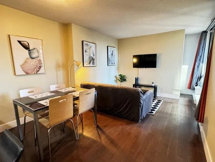 Photo 2 of 16 at #418 – 1088 Richards Street