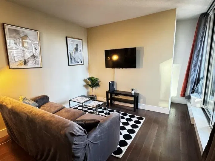 Photo 4 of 16 at #418 – 1088 Richards Street