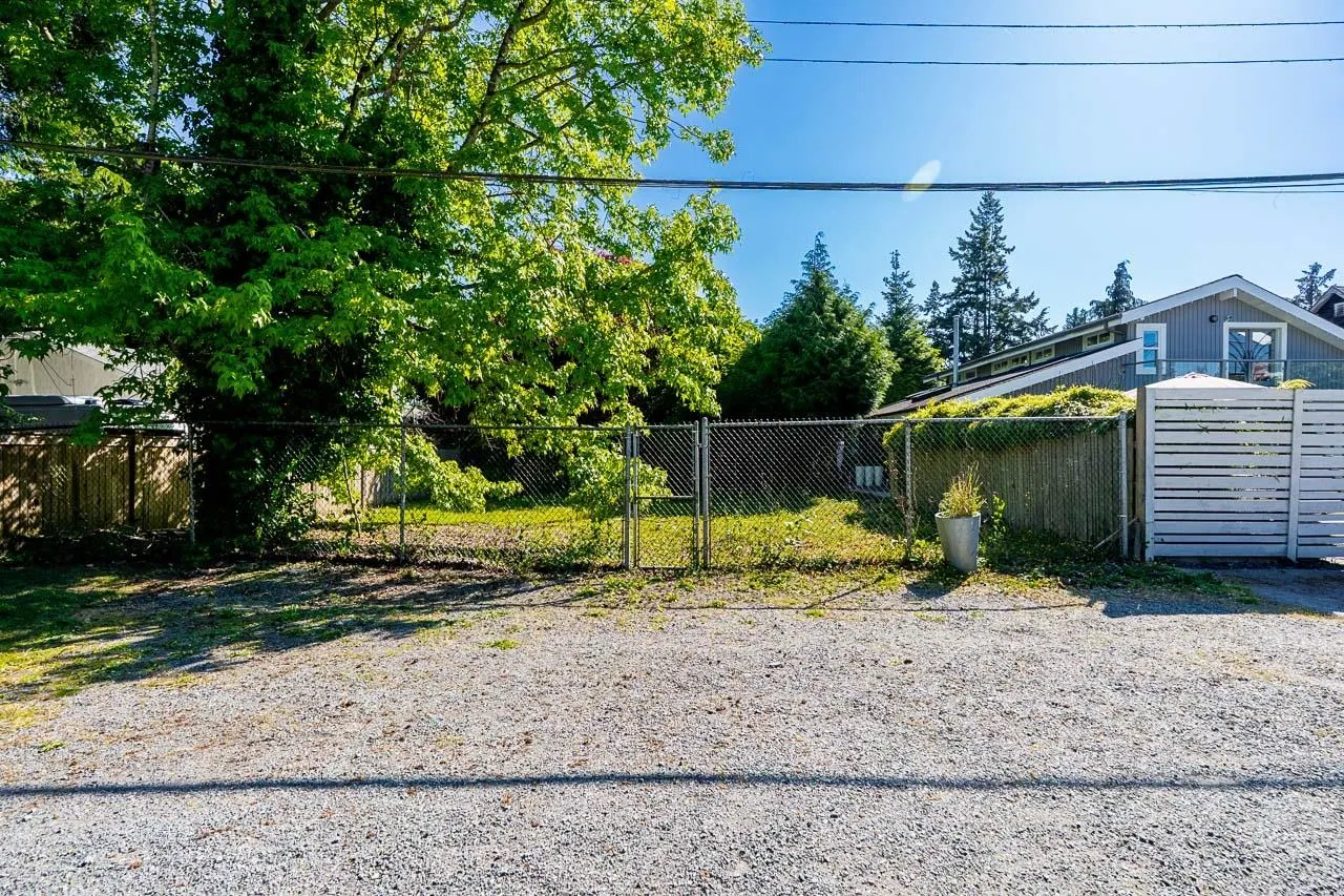 Photo 5 of 31 at 12276 Agar Street
