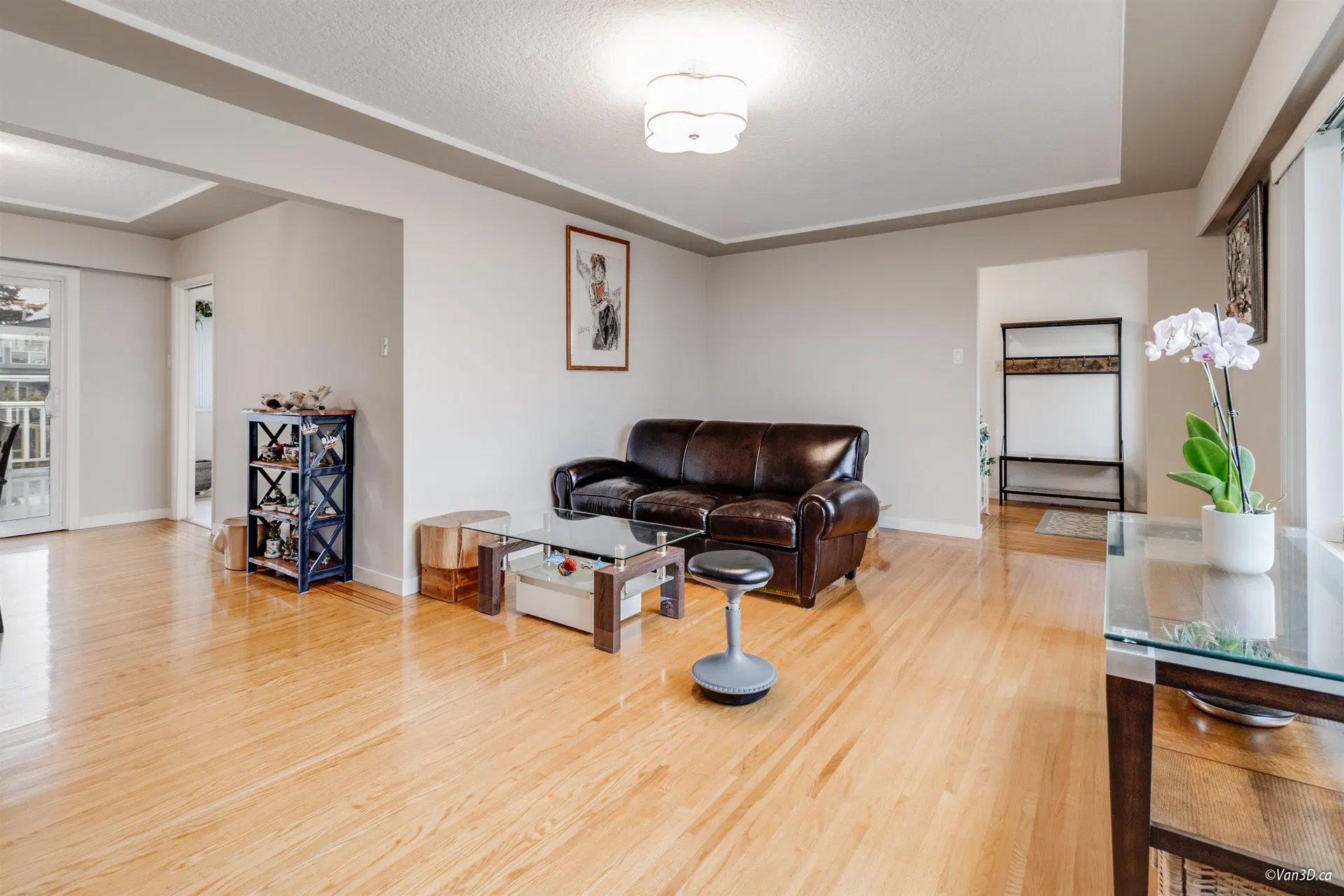 6555 St. Charles Place