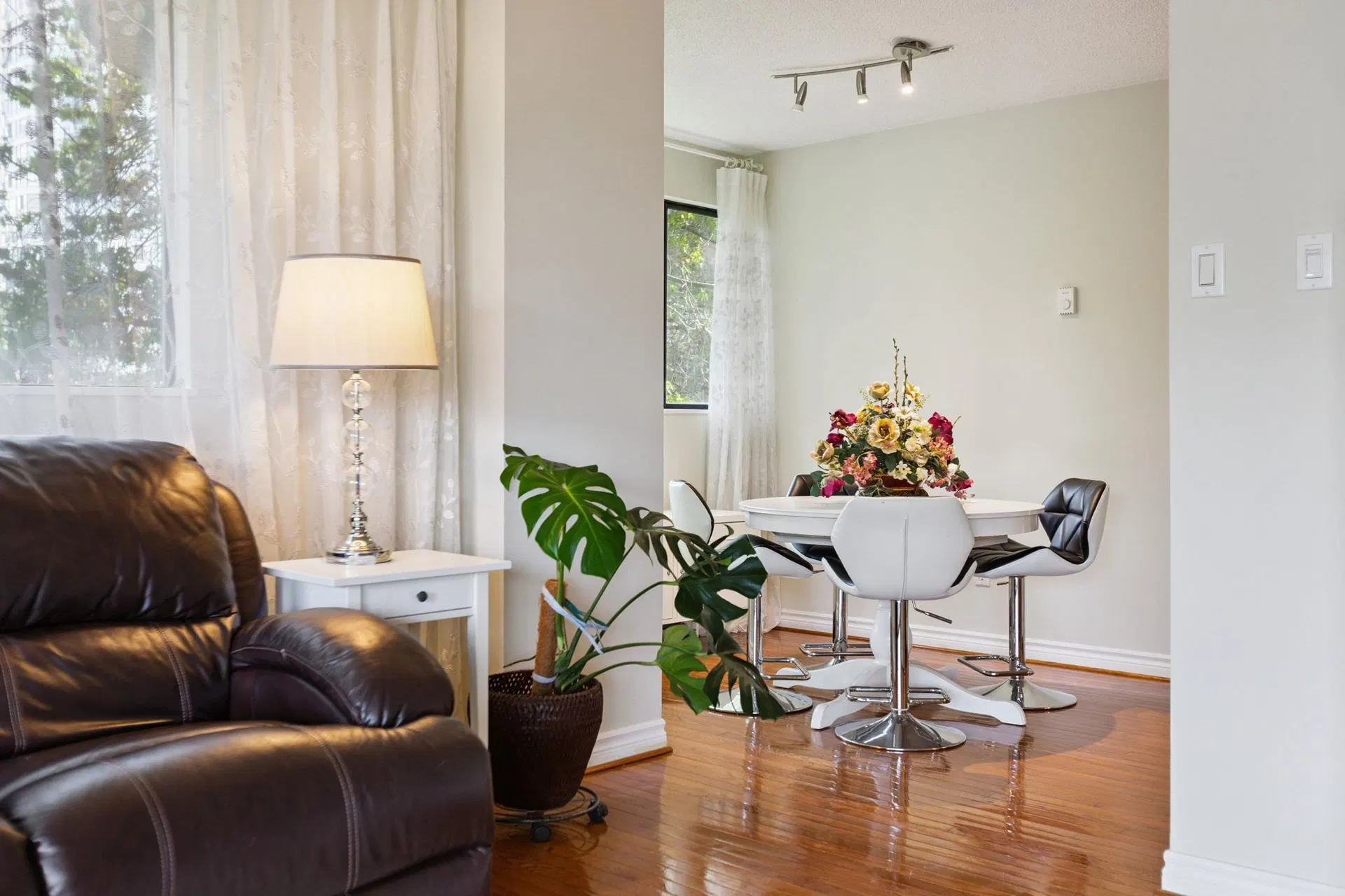 Photo 1 of 39 at #402 – 1026 Queens Avenue
