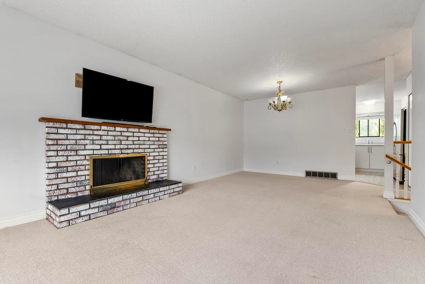 Photo 3 of 34 at 2369 Wakefield Court