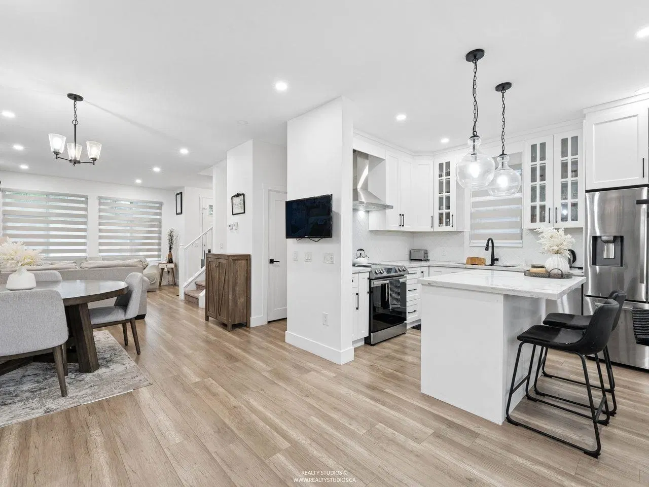 Photo 5 of 35 at 14912 57 Avenue