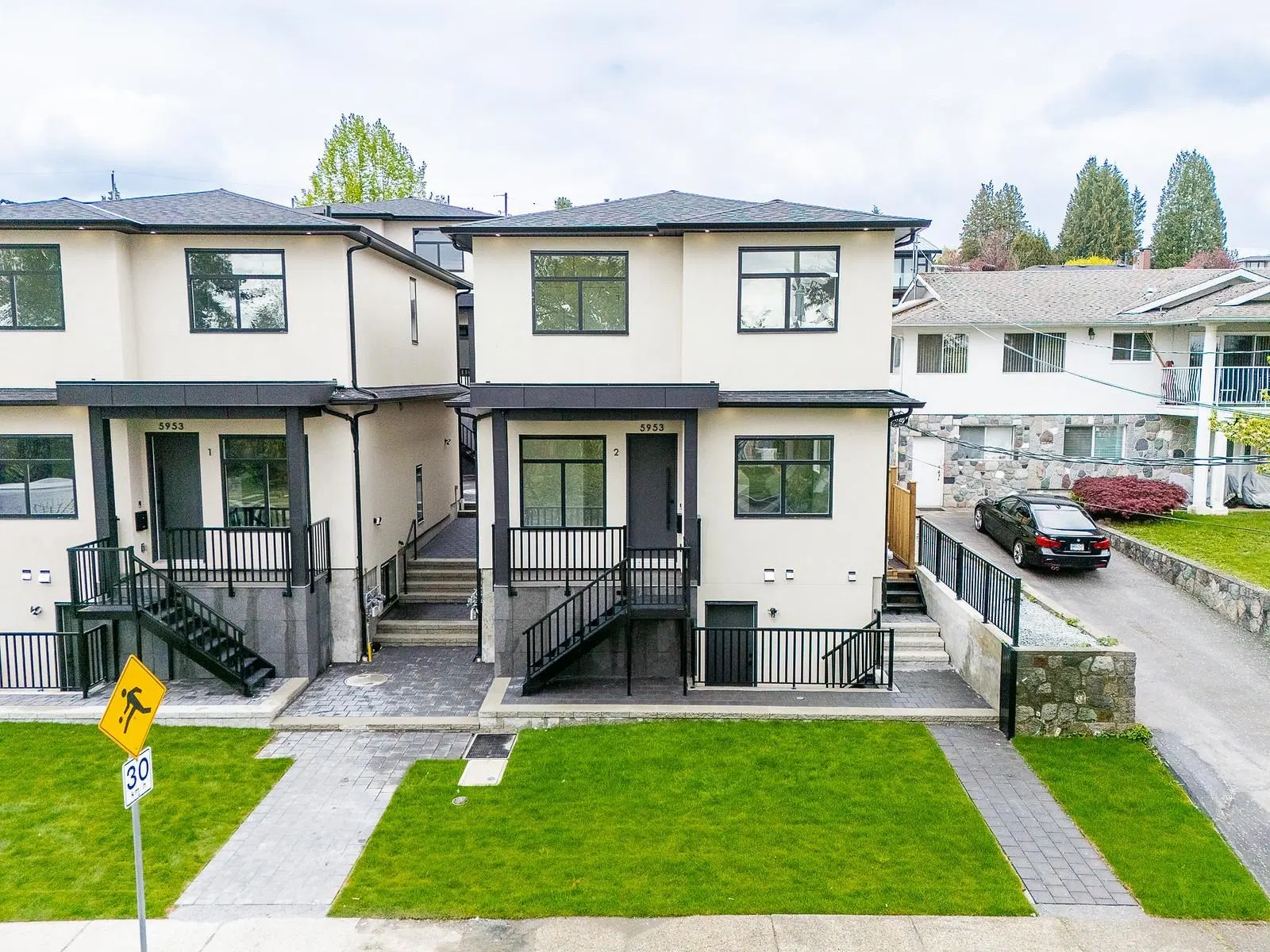 Photo 3 of 32 at #3 – 5953 Winch Street