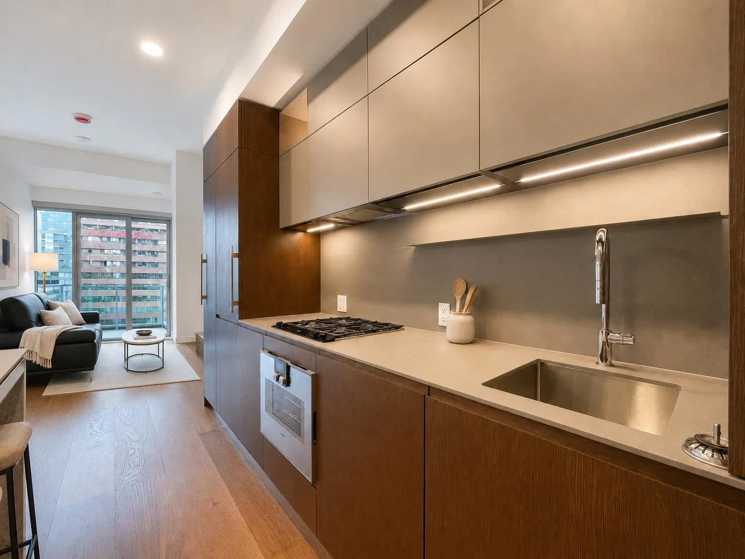 Photo 3 of 11 at #1103 – 1277 Hornby Street