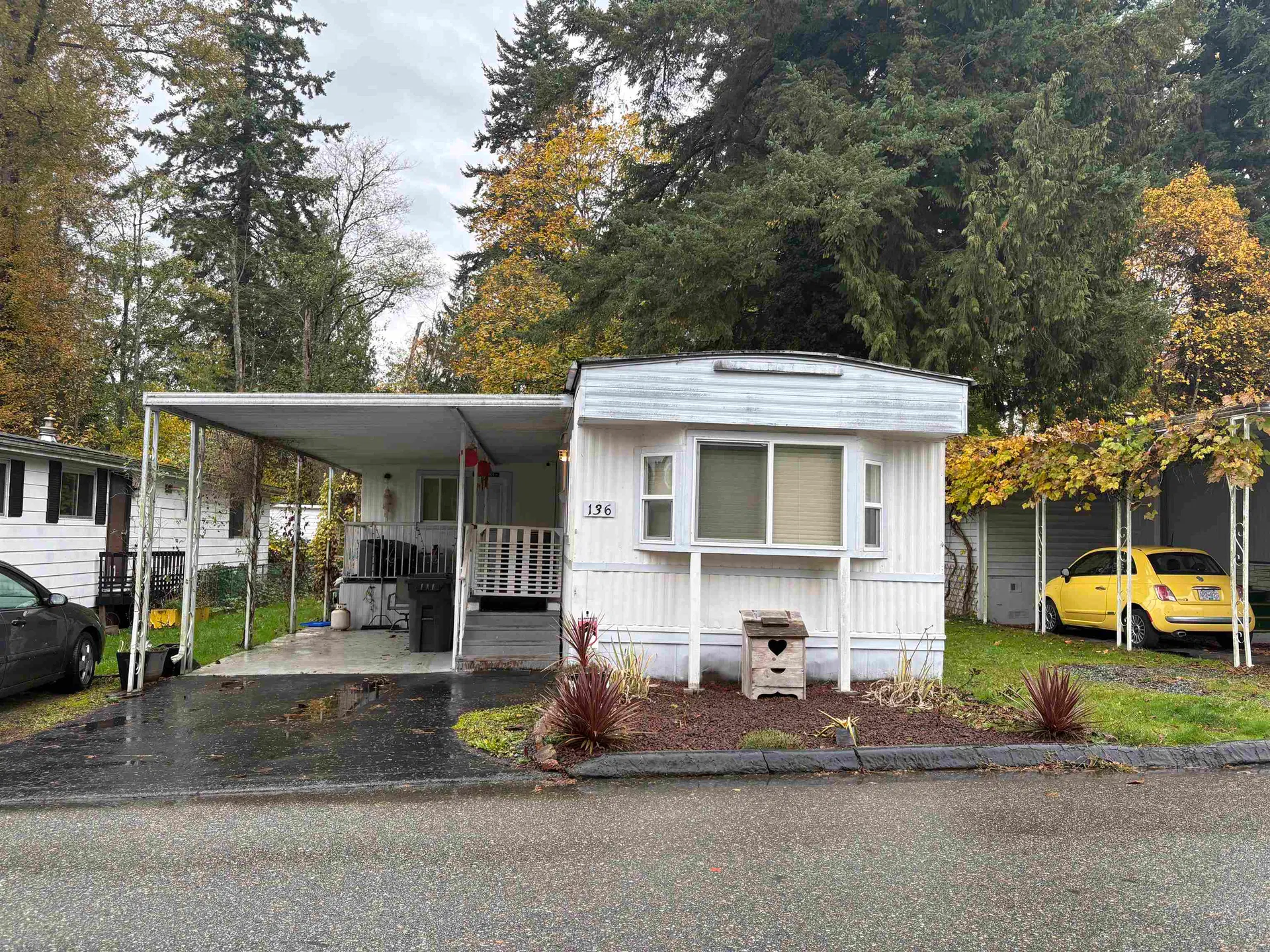 Photo 2 of 32 at #136 – 7790 King George Boulevard