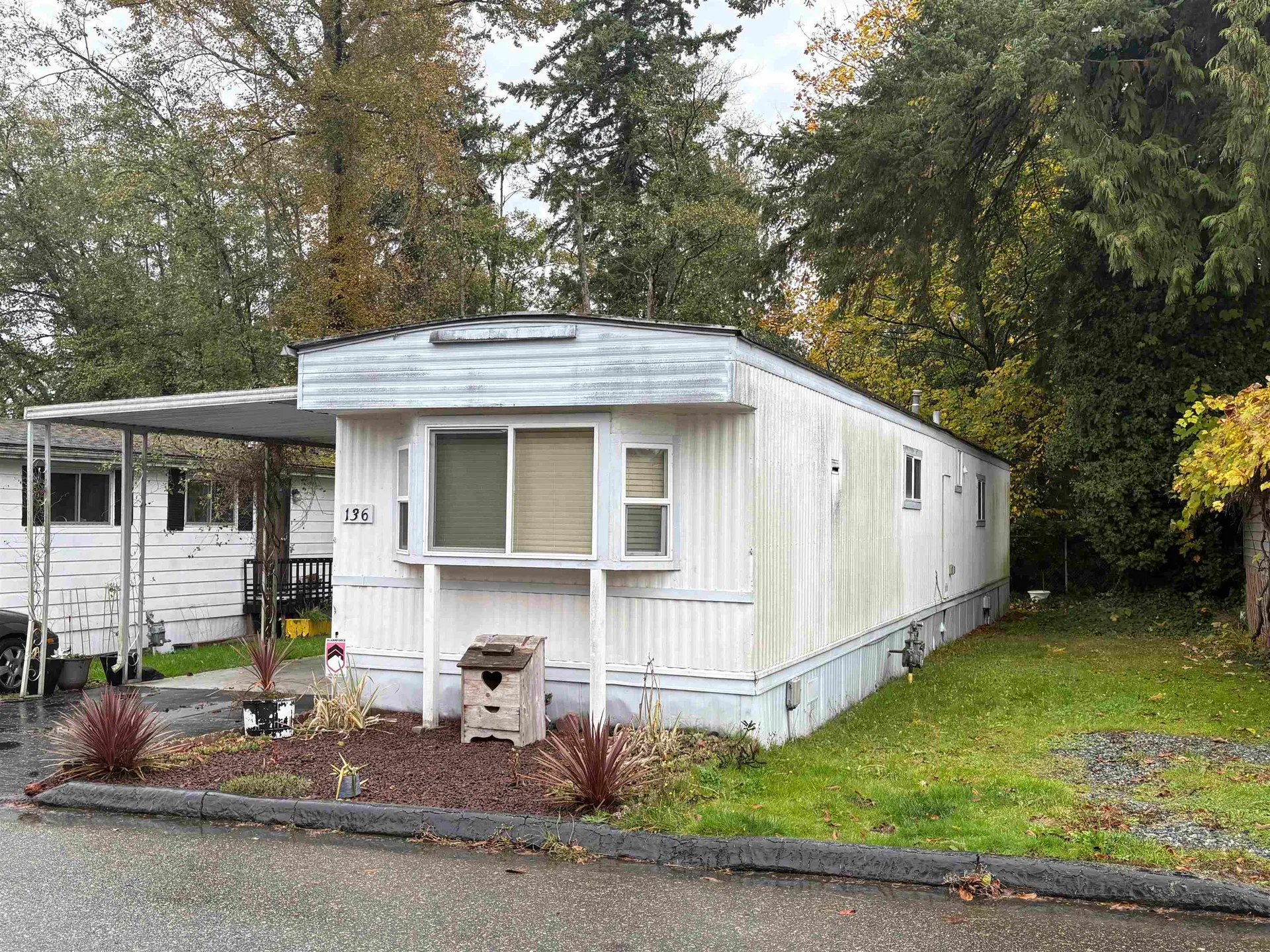 Photo 4 of 32 at #136 – 7790 King George Boulevard