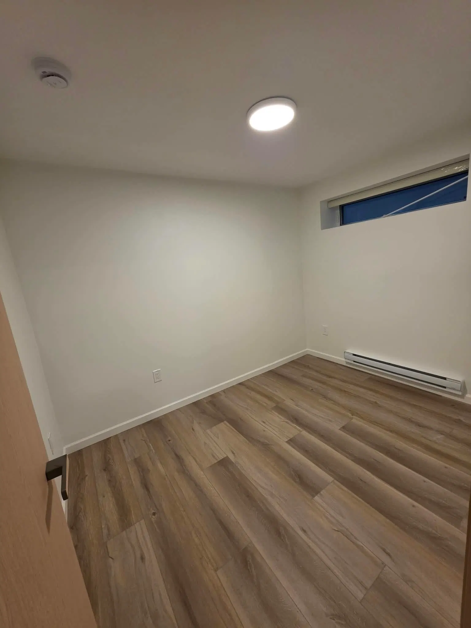 Photo 4 of 11 at one bedroom – xx W 63 Avenue
