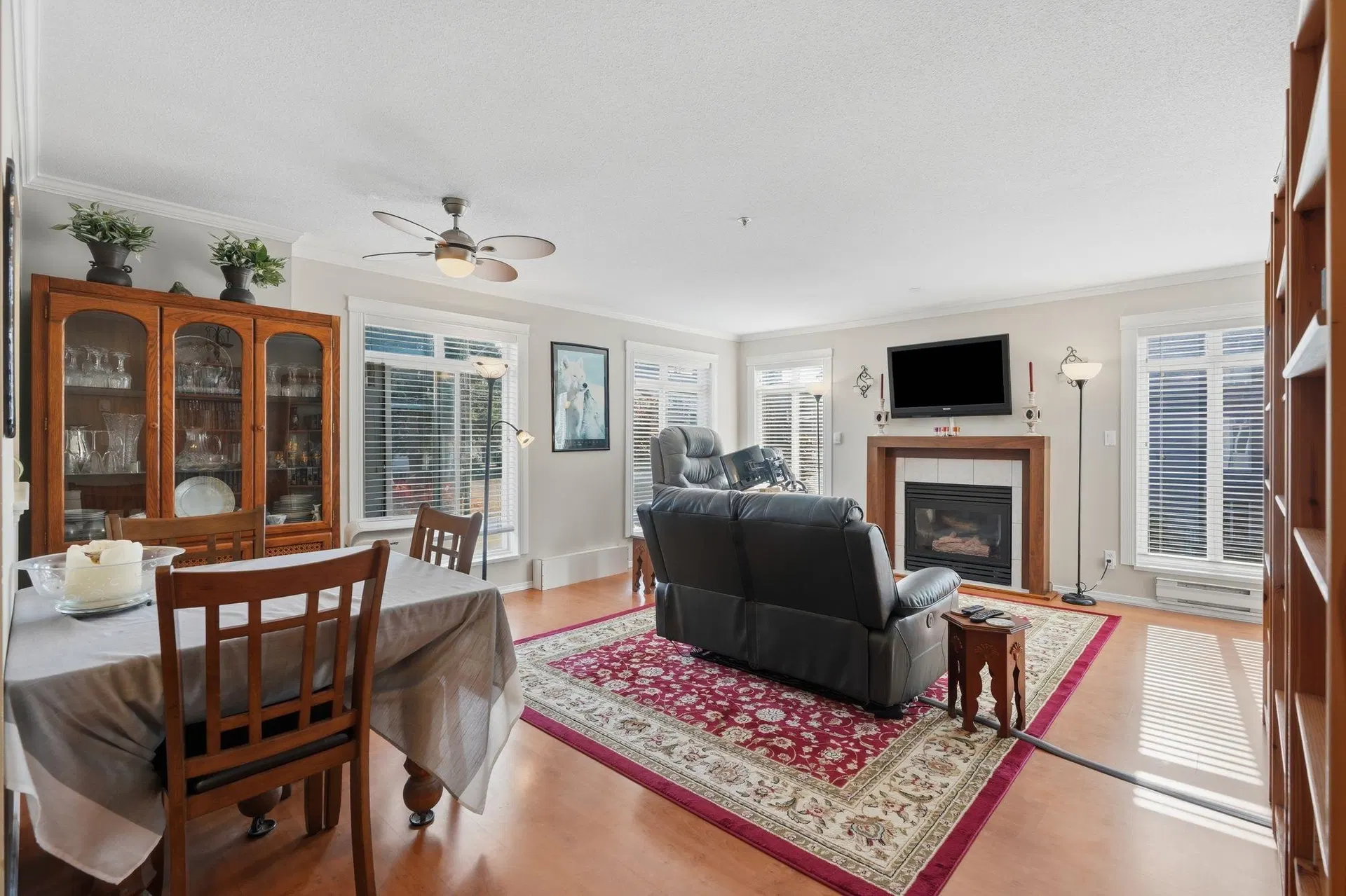 Photo 5 of 36 at #213 – 32085 George Ferguson Way