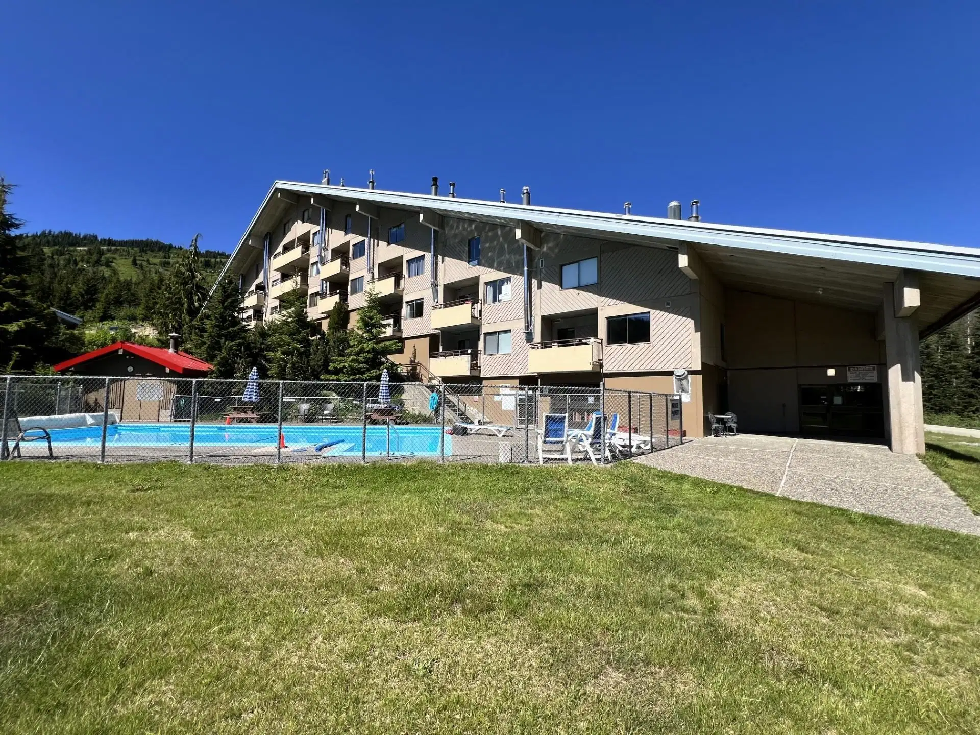#203B – 21000 Enzian Way
