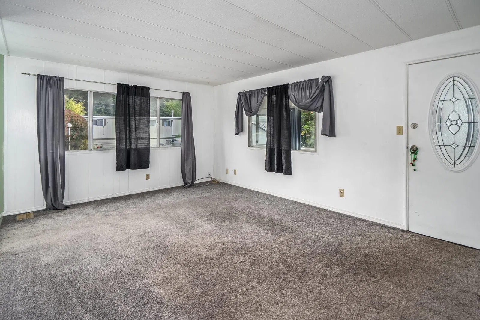 Photo 2 of 38 at #21 – 3031 200 Street