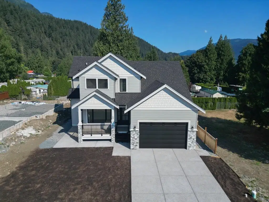 #12 – 14550 Morris Valley Road
