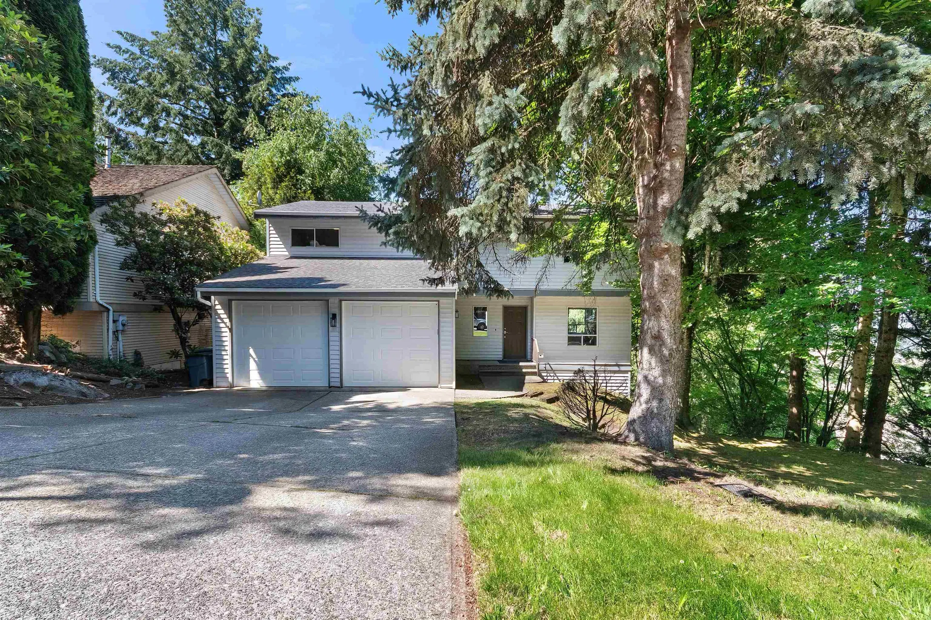 Photo 2 of 40 at 2716 St Moritz Way
