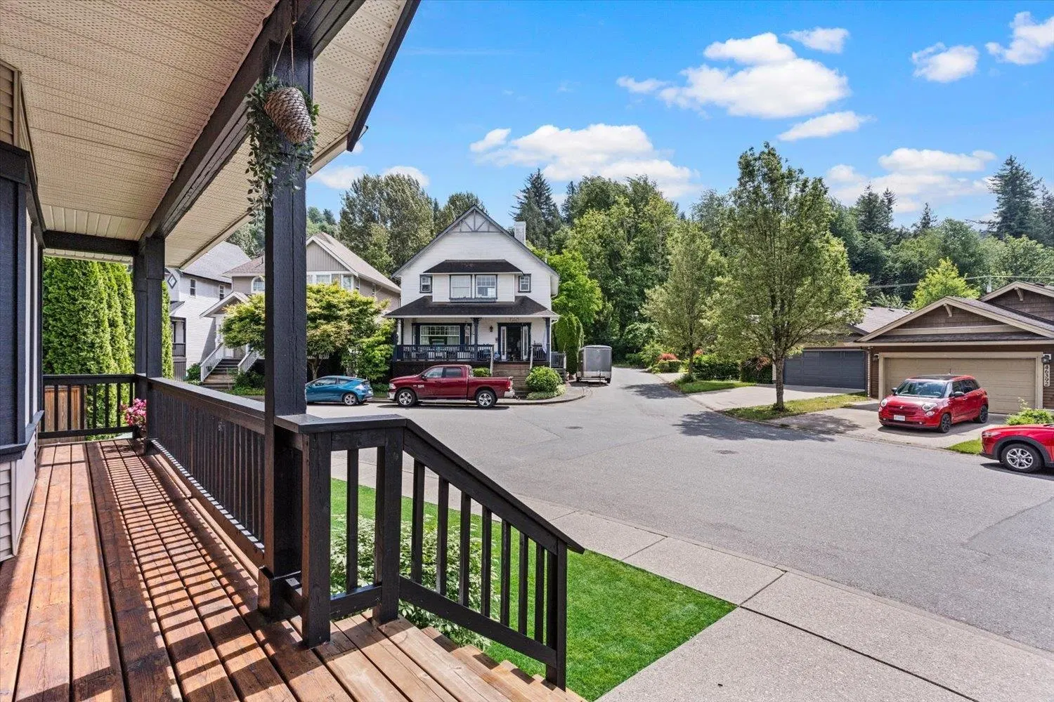 Photo 3 of 40 at 46409 Bedford Parkway