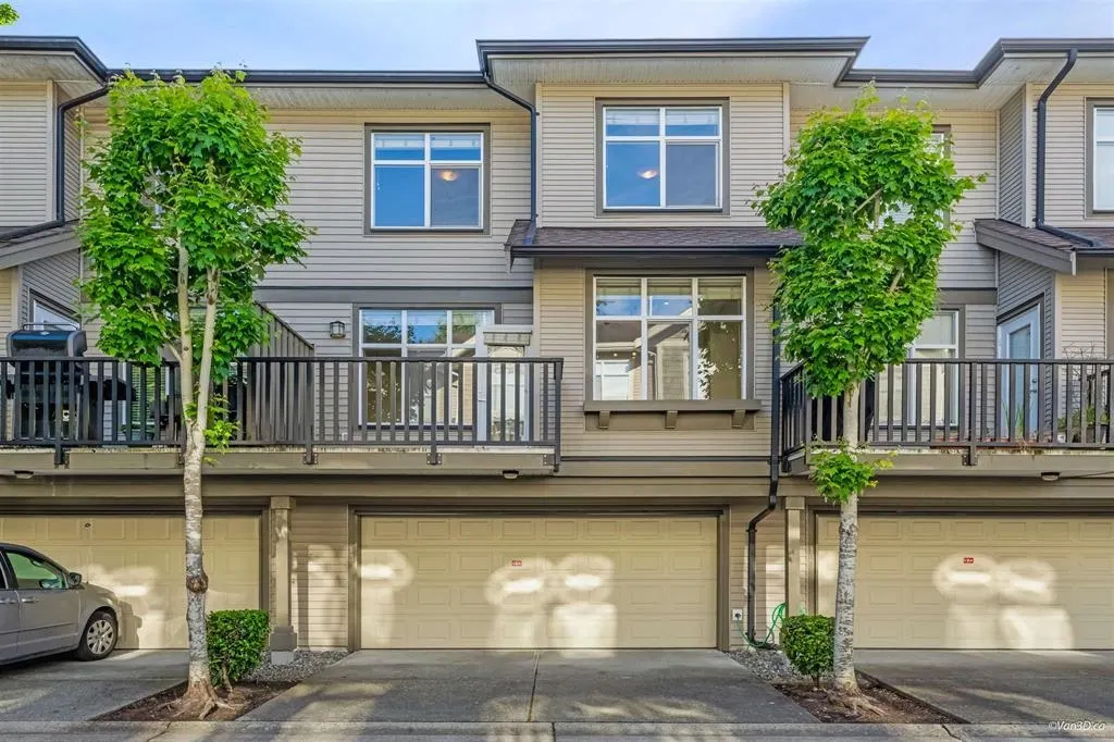 Photo 5 of 40 at #13 – 7288 Heather Street