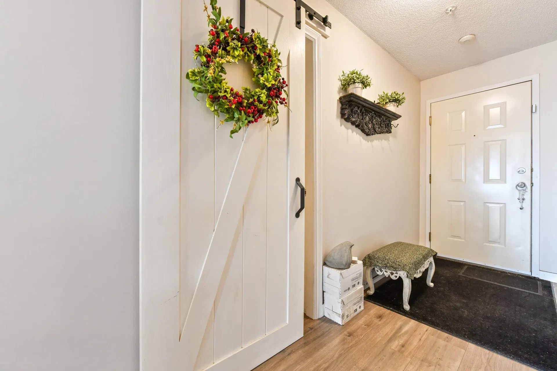 Photo 2 of 23 at #309 – 33165 2nd Avenue