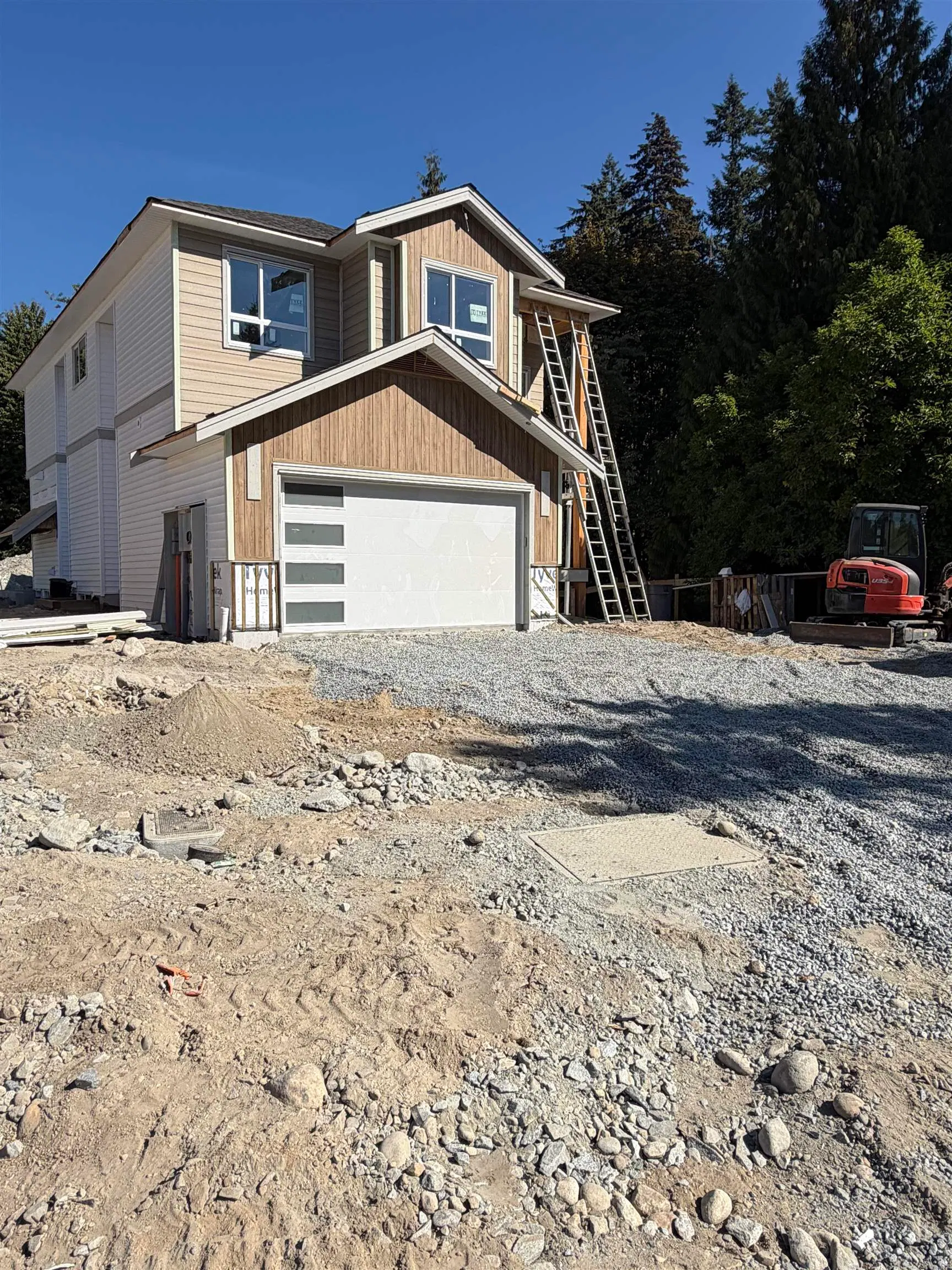 Photo 3 of 12 at 3335 Willerton Court