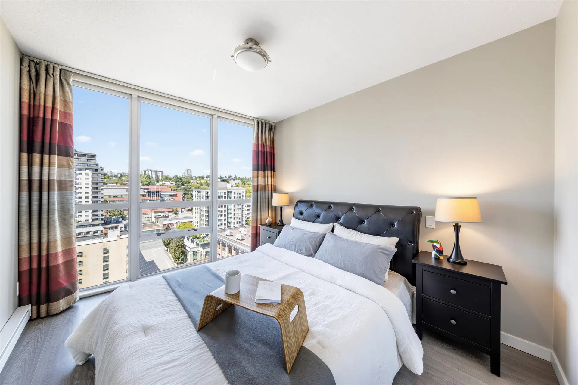 Photo 2 of 20 at #1904 – 14 Begbie Street