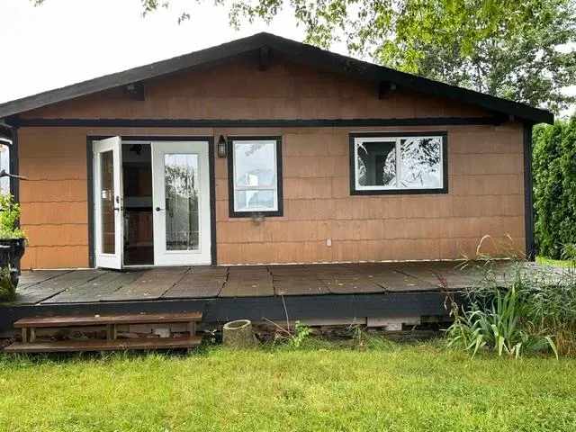 Photo 3 of 19 at 35196 Sward Road