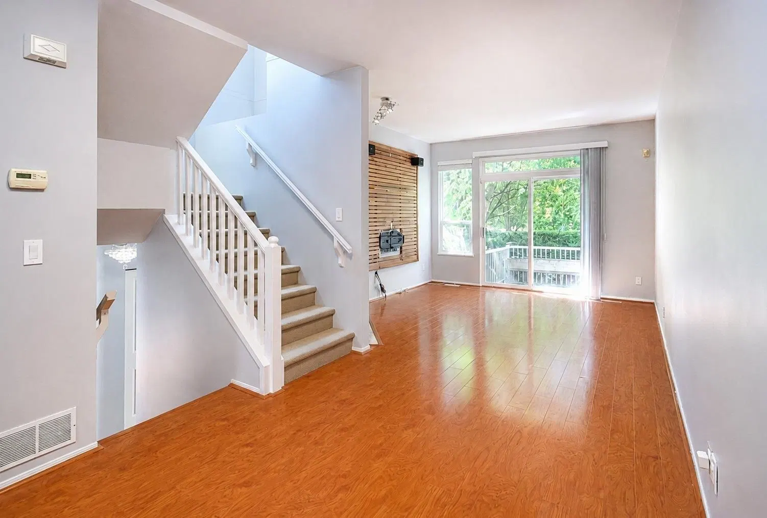 Photo 4 of 28 at #51 – 5840 Dover Crescent