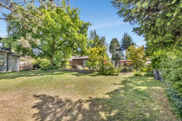 Photo 3 of 40 at 14246 102 Avenue
