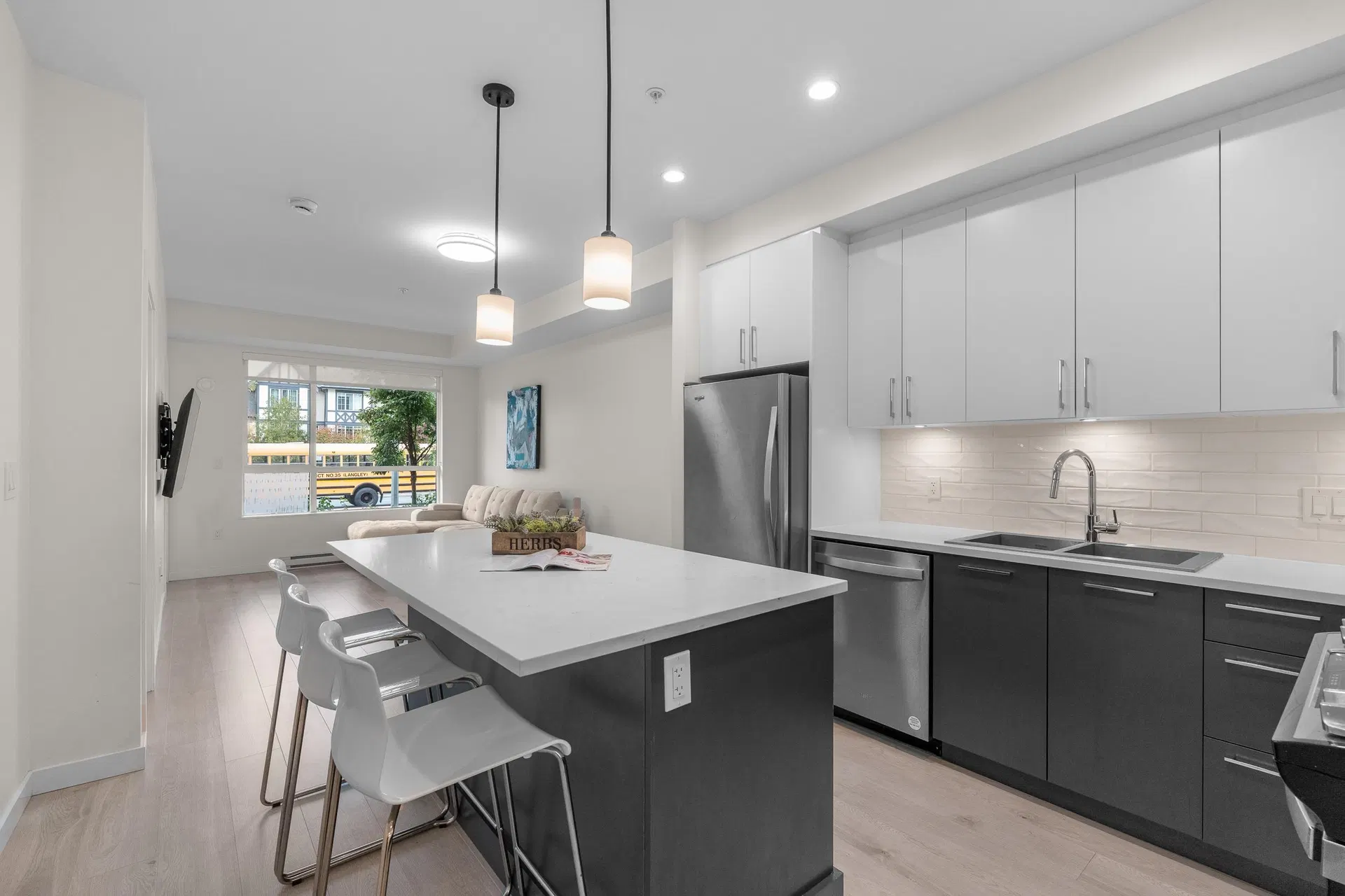 Photo 5 of 23 at B118 – 20834 80 Avenue
