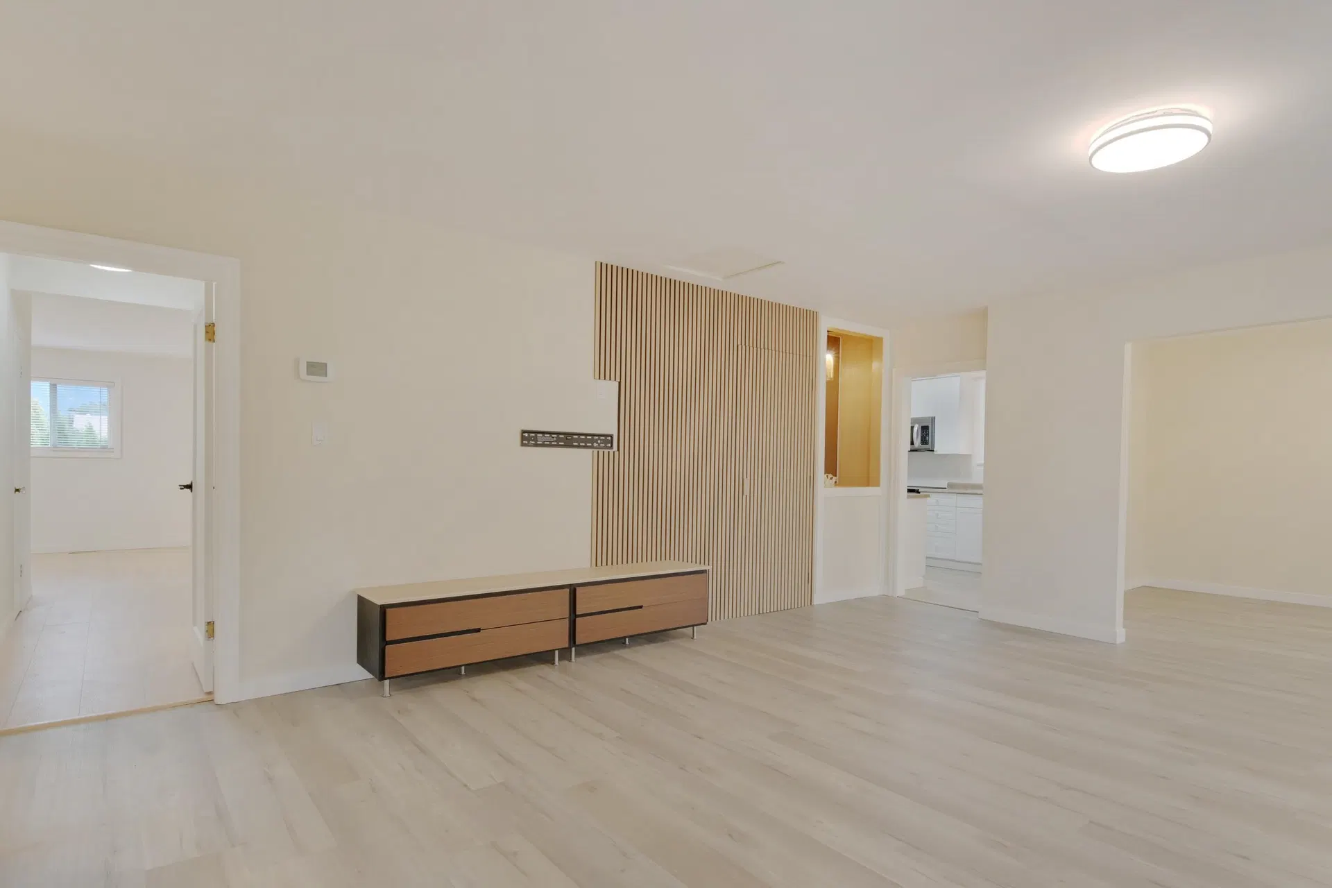 Photo 3 of 26 at Upper House – 46515 Portage Avenue