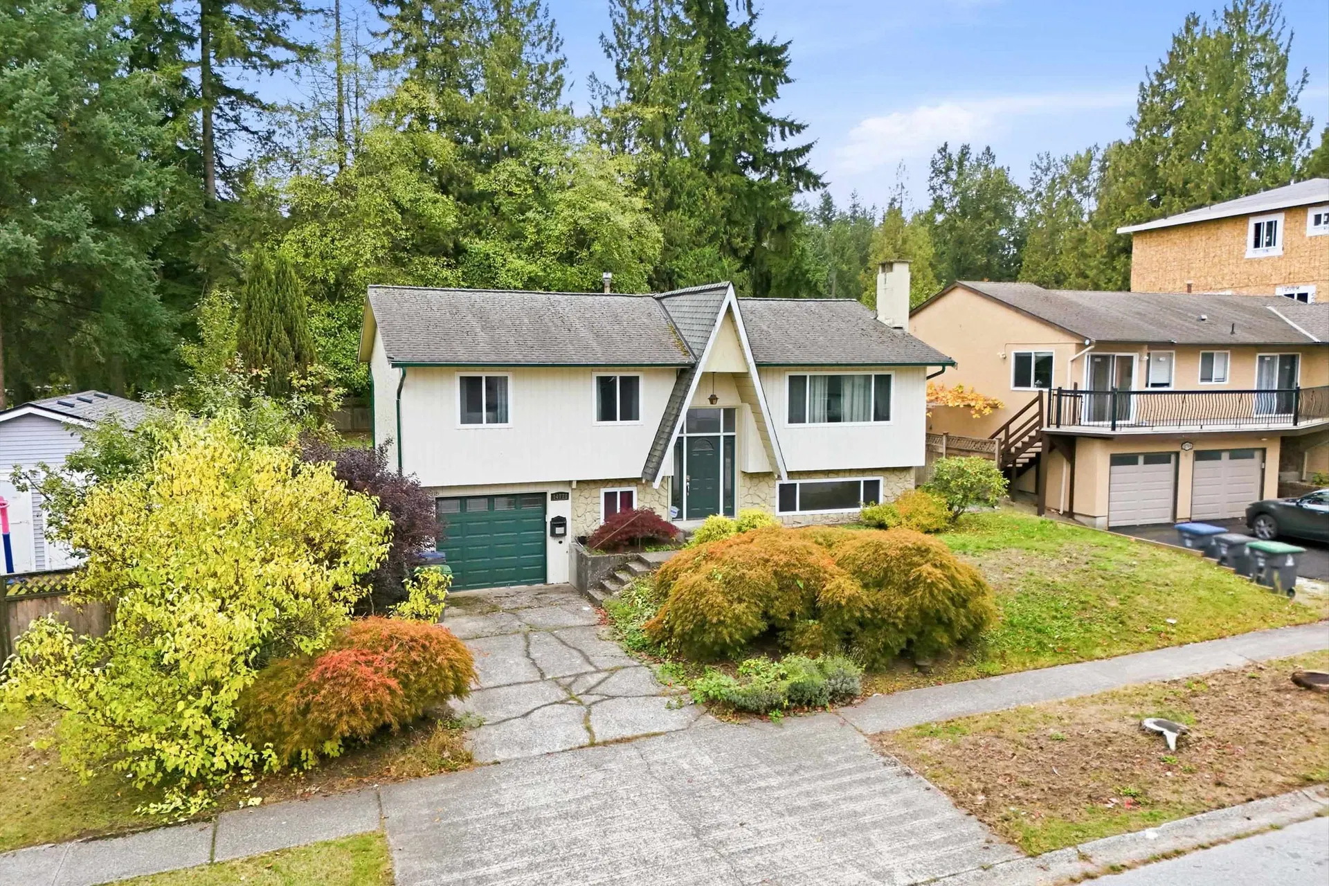 Photo 3 of 9 at 14778 Halstead Place
