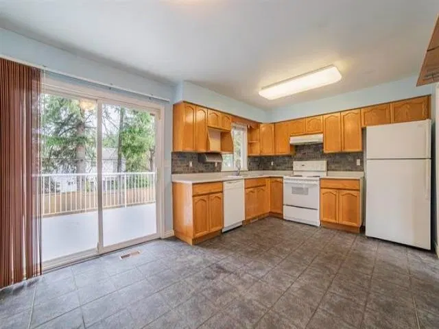 Photo 3 of 13 at 34649 Marshall Road