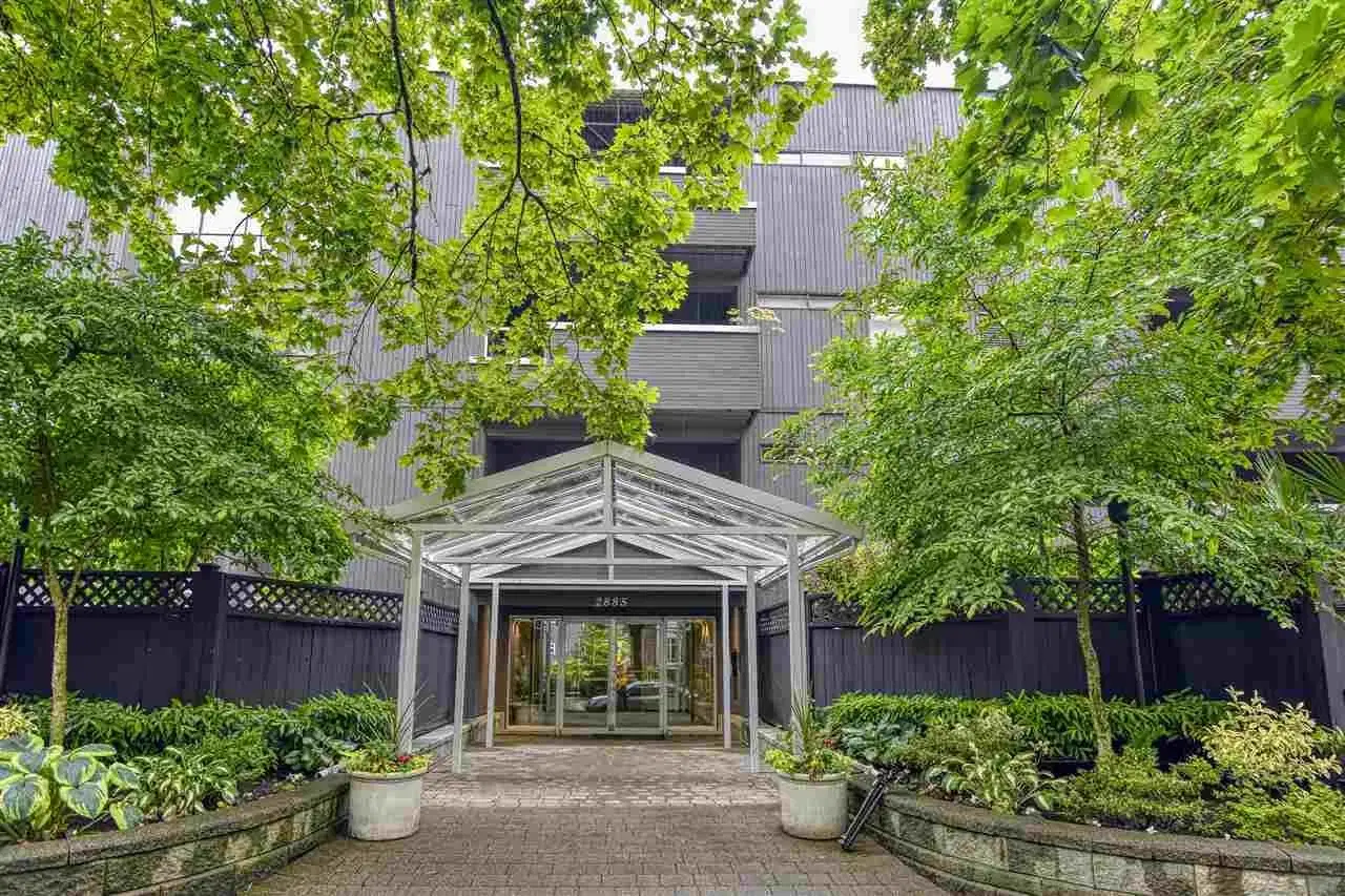 #205 – 2885 Spruce Street