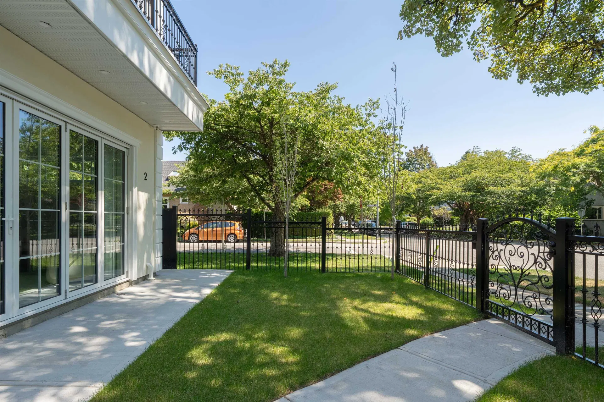 Photo 4 of 31 at #1 – 4503 W 15th Avenue