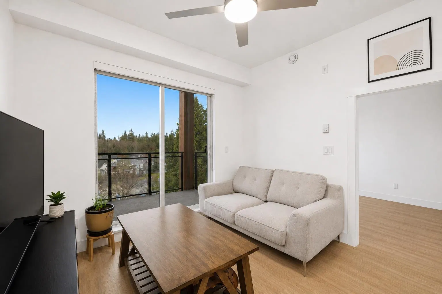 Photo 5 of 26 at #501 – 6950 Nicholson Road