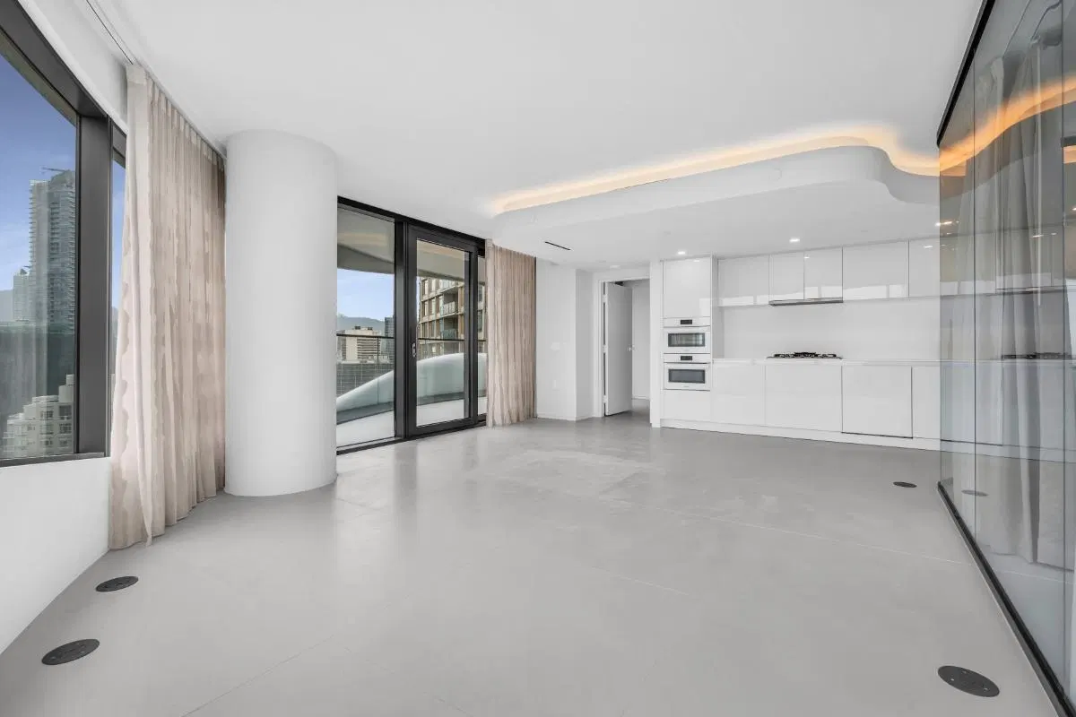 Photo 5 of 20 at #23xx – 1033 Nelson Street