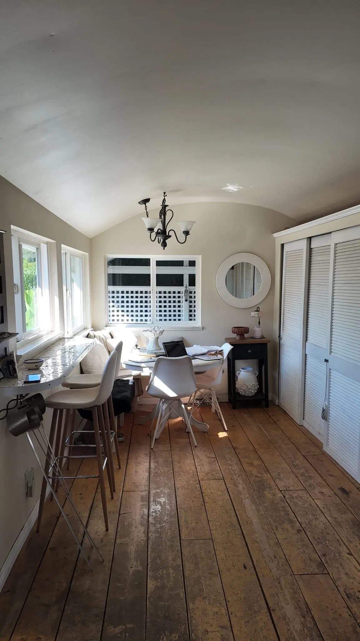 Photo 4 of 18 at 932 Habgood Street