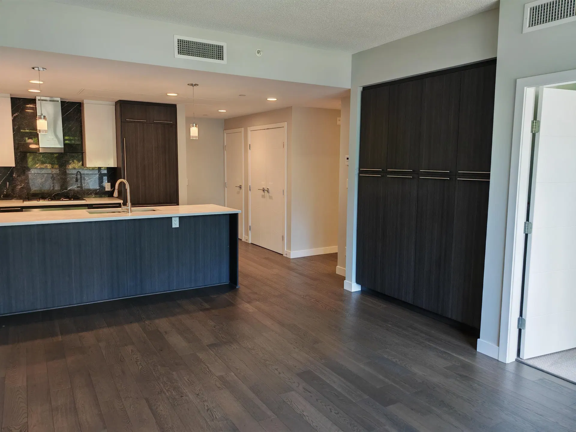 Photo 3 of 15 at #208 – 5077 Cambie Street