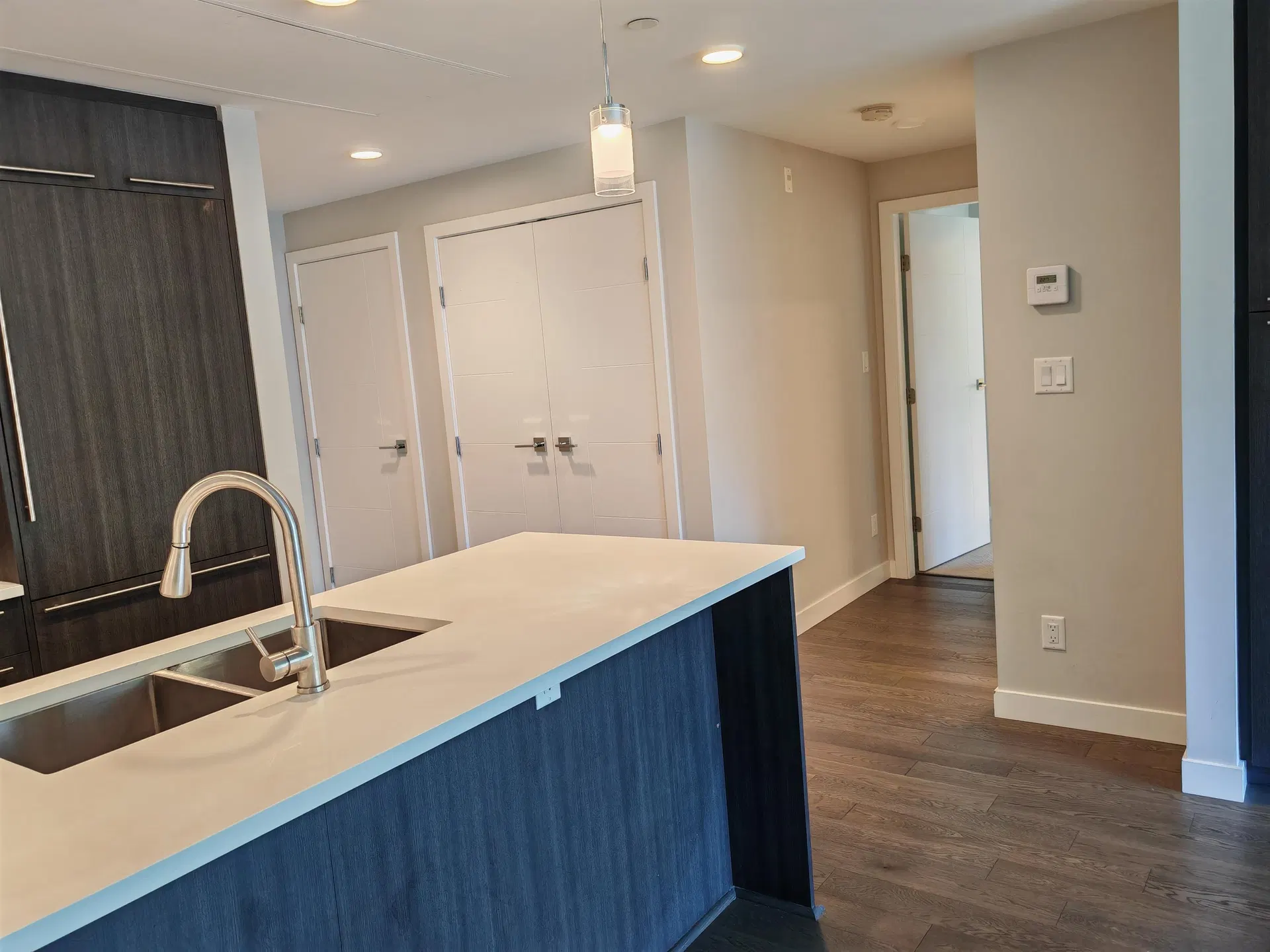 Photo 4 of 15 at #208 – 5077 Cambie Street