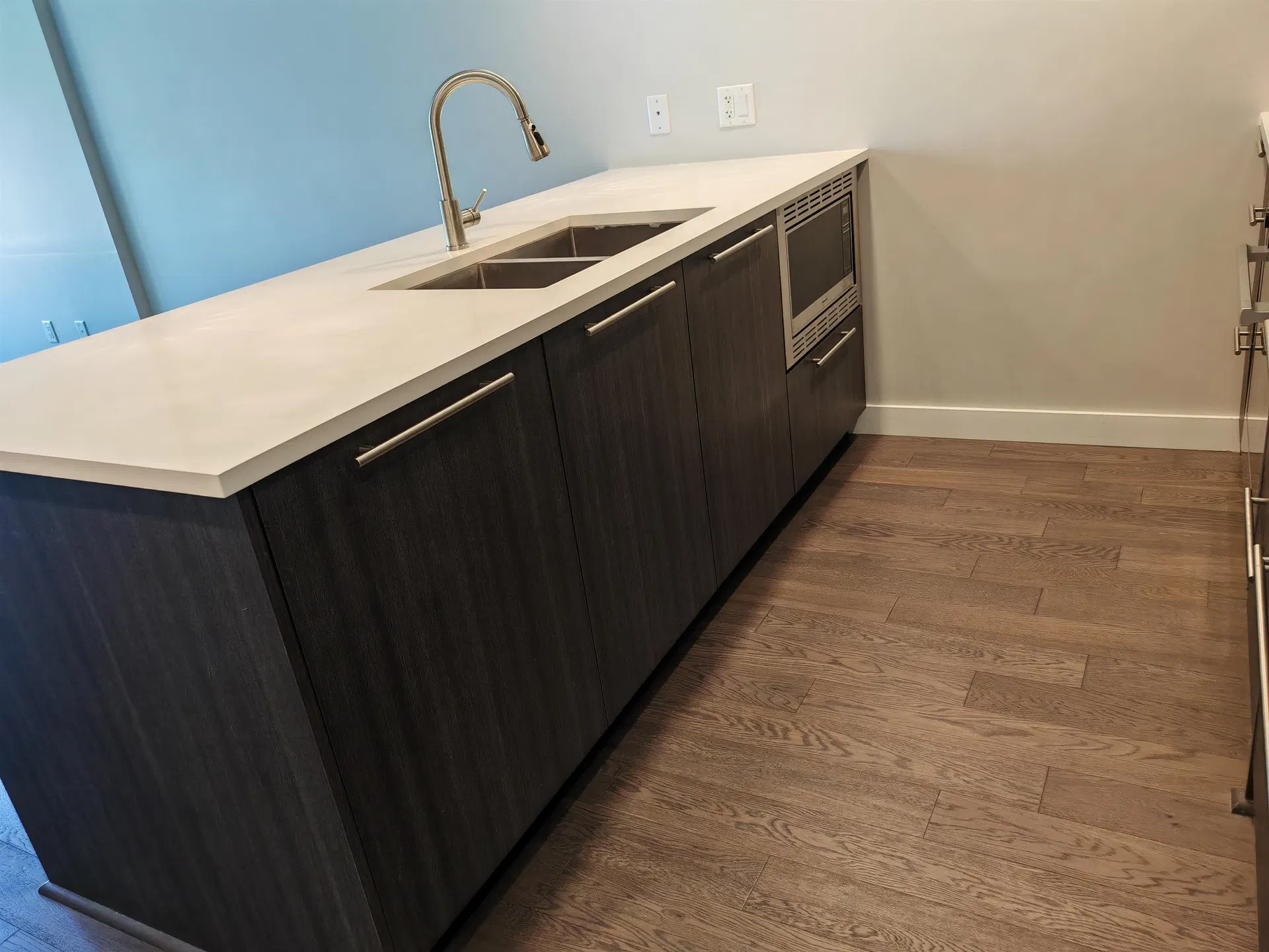 Photo 5 of 15 at #208 – 5077 Cambie Street