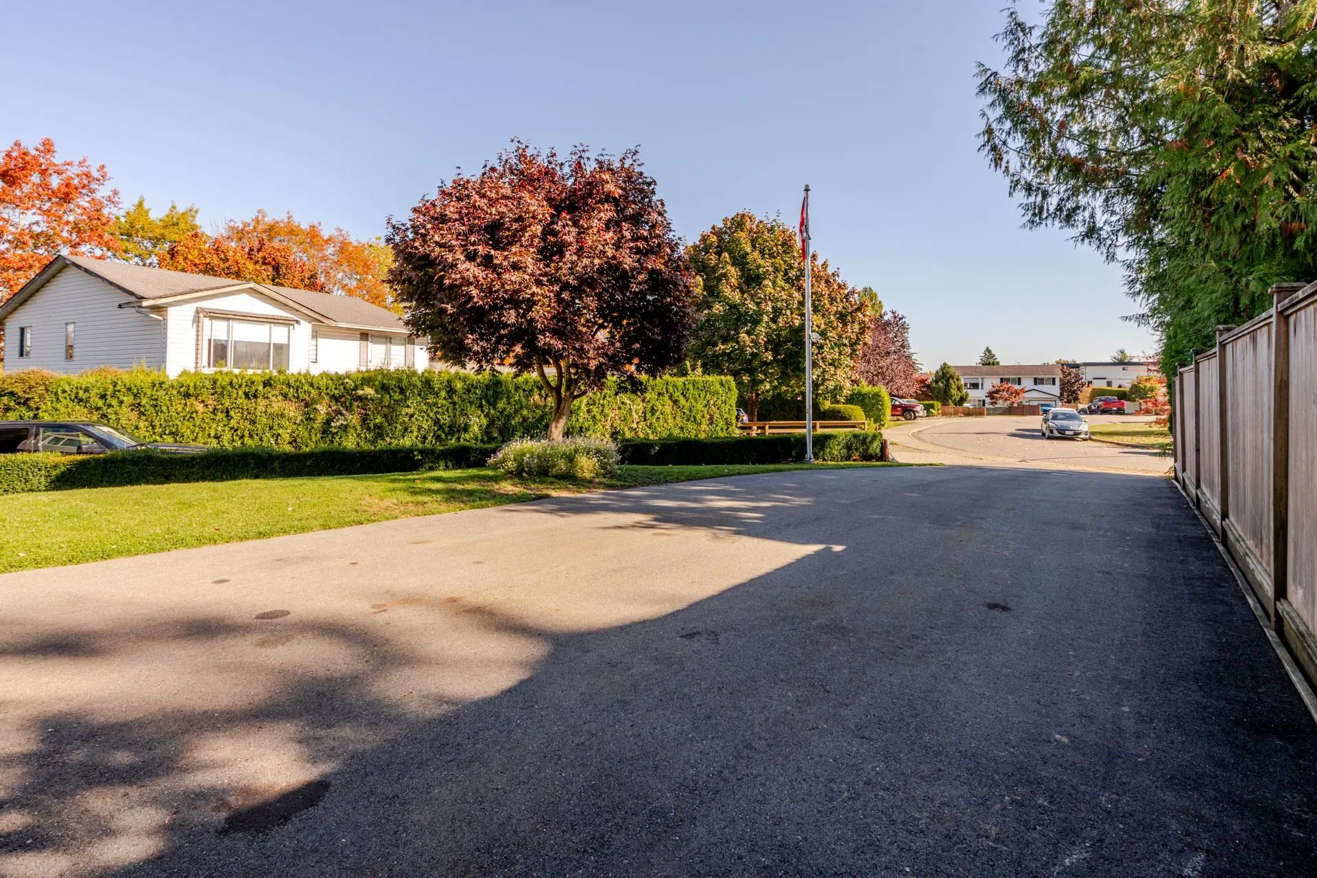 Photo 4 of 40 at 26575 30a Avenue