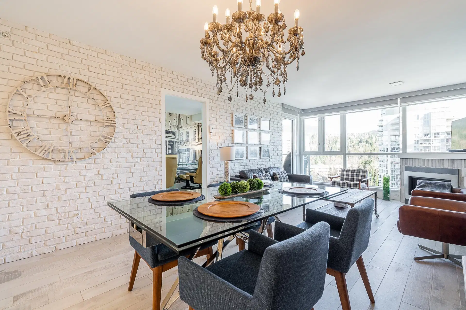 #1806 – 235 Guildford Way