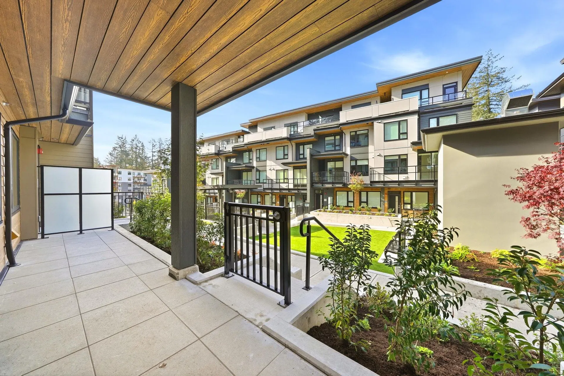 Photo 4 of 38 at #111 – 950 Lytton Street