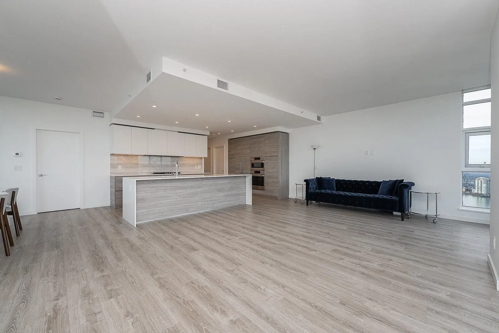 Photo 3 of 39 at #3602 – 660 Quayside Drive
